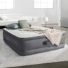 Intex 64904ND - Materasso Gonfiabile  Dura-Beam PremAire Piazza e Mezza, con Pompa Elettrica Incorporata, PVC, Multicolore, 137x191x46 cm